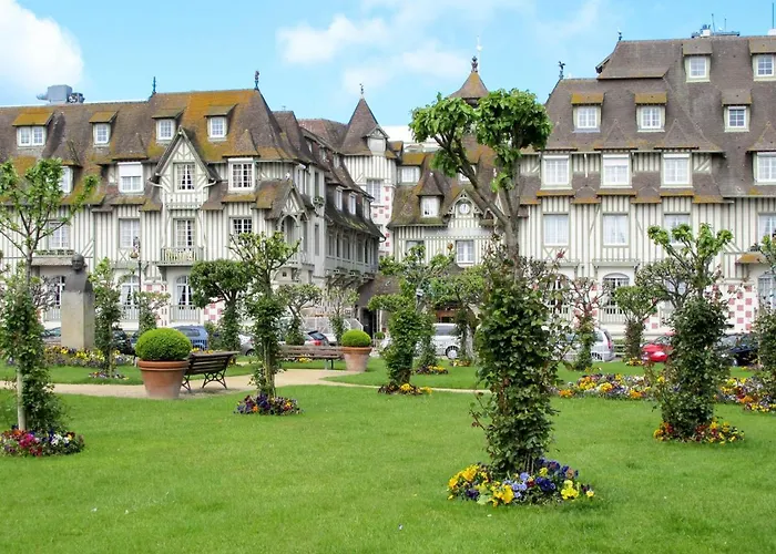 Apartment Les Hauts De Deauville-1 By Interhome *